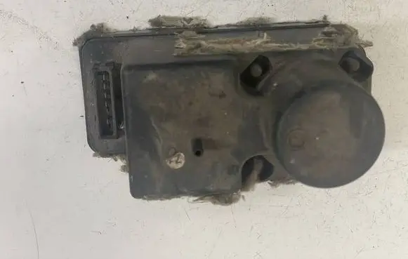 Vacuum pump