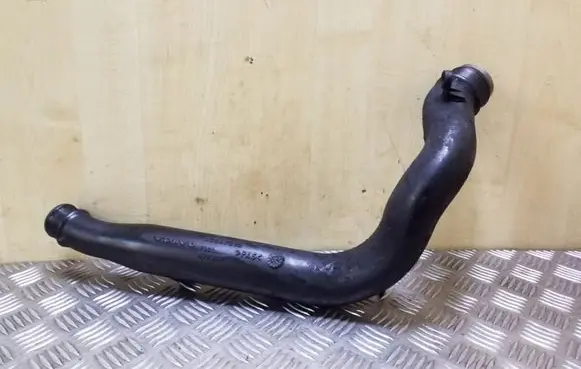 Volvo V70 Intercooler hose/pipe 30647918