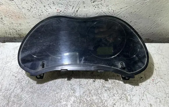 Toyota Avensis T250 Speedometer (instrument cluster) 8380005C00C MB2574305295