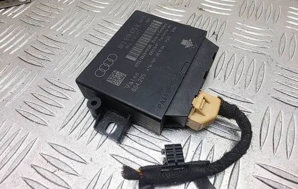 Audi A4 S4 B8 8K Parking PDC control unit/module 8K0919475H