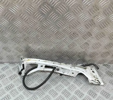 Audi A4 S4 B9 8W Fender mounting bracket 8W0821135C