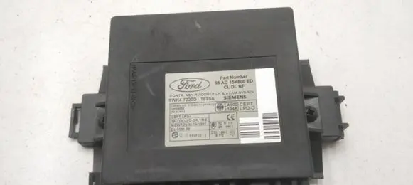 Ford Focus Comfort/convenience module 98AG15K600ED