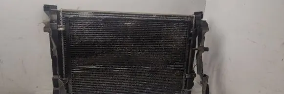 Audi A4 S4 B7 8E 8H Coolant radiator 8E0121251A