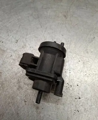 Mercedes-Benz CLK A209 C209 Turbo solenoid valve 0005450427