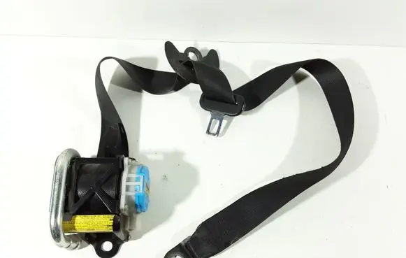 Toyota Yaris Front seatbelt 732200D310 F115P 502KF1K2RX