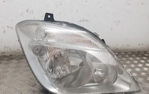 Mercedes-Benz Sprinter W906 Headlight/headlamp 24738200