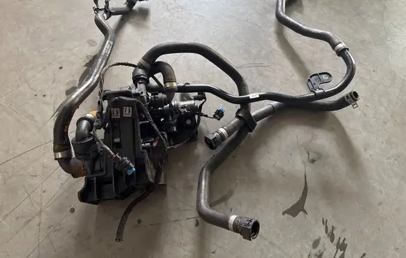BMW i4 Electric auxiliary coolant/water pump 9455034 8840614 9896408