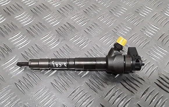 Seat Alhambra (Mk2) Fuel injector 0445110369 03L130277J
