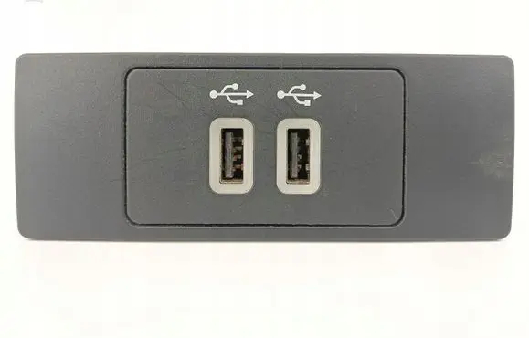 Ford Mondeo MK V USB socket connector HC3T14F014BC