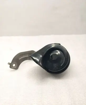 BMW X3 G01 Horn signal 7404429 6033FB2403 190525L5