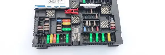 BMW X3 G01 Fuse module 6828075 19B143AA0796 P00166264AA