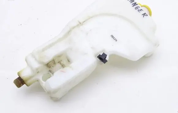 Ford Ranger Windshield washer fluid reservoir/tank T6060851101