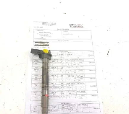 Volkswagen PASSAT B6 Fuel injector 03L130277 0445116005