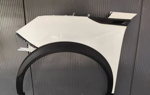 Peugeot 2008 II Fender 2008IIBLOTNIK
