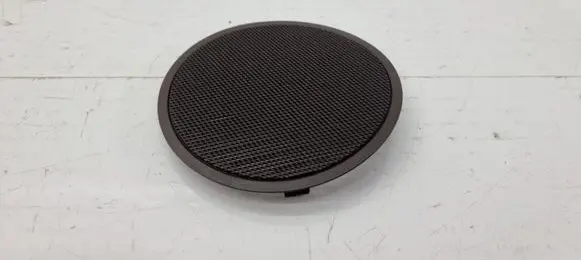 Side speaker trim/cover