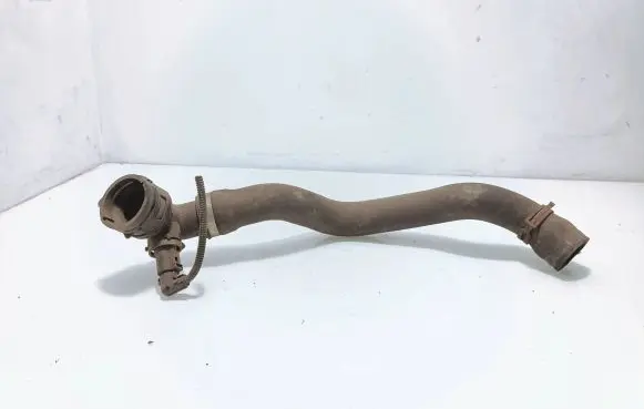 Volkswagen Touareg I Engine coolant pipe/hose 7L6122051T KA4118239
