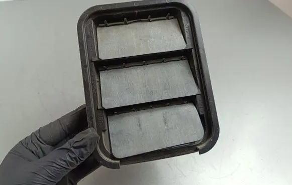 Nissan X-Trail T33 Quarter panel pressure vent 