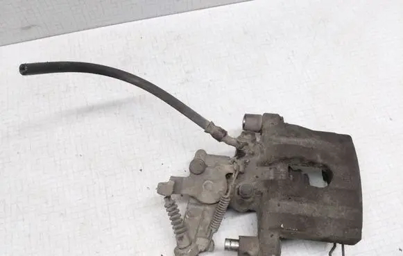Opel Vectra C Rear brake caliper