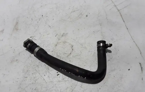 Volvo V40 Engine coolant pipe/hose 31319134