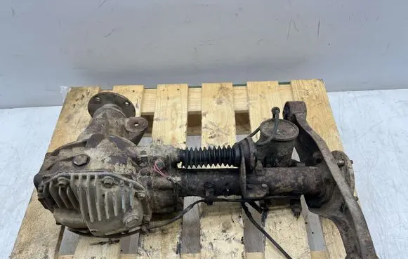 Mitsubishi Pajero Front differential 
