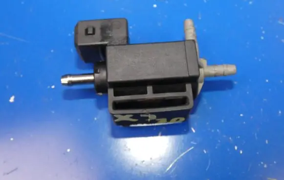 Jaguar XJ X351 Turbo solenoid valve 70242800 11T012 11101