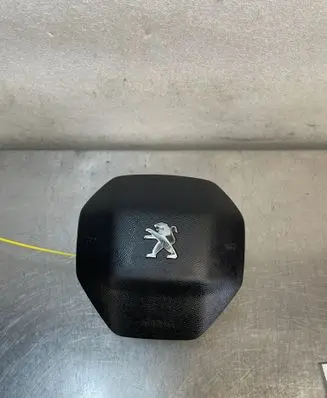 Peugeot 3008 II Trunk lid opening control unit 