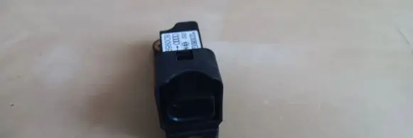 Audi A4 S4 B5 8D Airbag deployment crash/impact sensor 8D0959643B 9040700