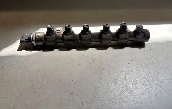 Renault Trafic II (X83) Fuel main line pipe 8200754773