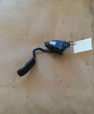Volkswagen Sharan Accelerator throttle pedal 7M3721603B
