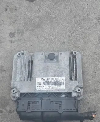 Volkswagen Polo IV 9N3 Engine control unit/module 045906013E 0281013010