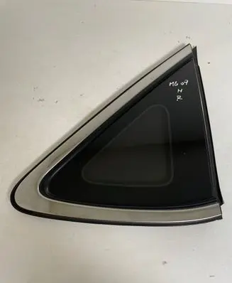 Rear vent window glass