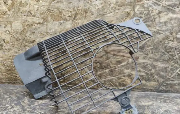 Mercedes-Benz S W140 Other engine bay part 1405050588