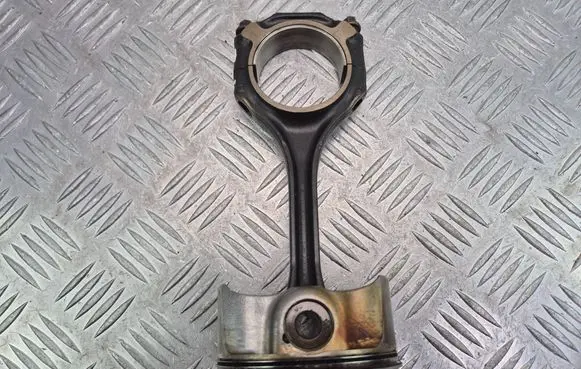 Mercedes-Benz C W204 Piston with connecting rod 