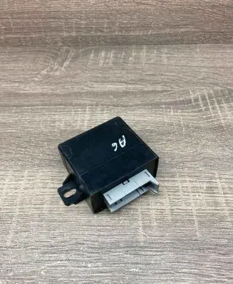 Audi A6 S6 C5 4B Other control units/modules 5DS00561701 4A0907445A MEMORYRELAY