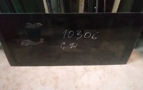 Ford Transit Rear side window