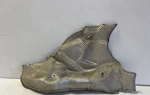 Audi Q7 4M Exhaust heat shield 4M0399299B