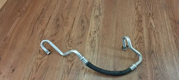 Air conditioning (A/C) pipe/hose