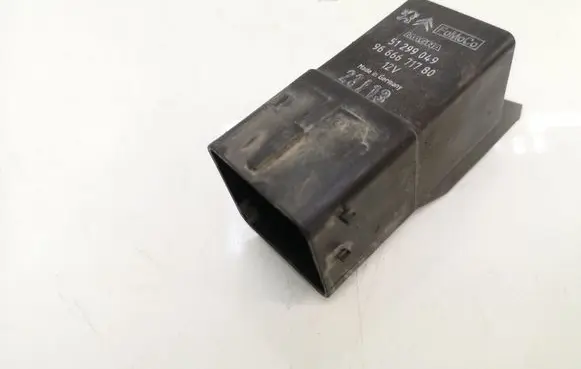 Ford Focus Glow plug pre-heat relay 9666671780 51299049