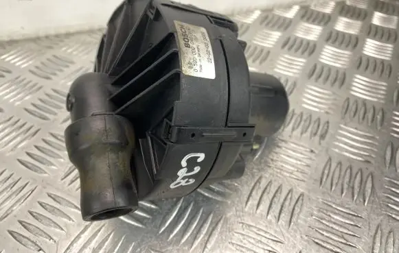 Mercedes-Benz E W212 Secondary air pump 0580000040