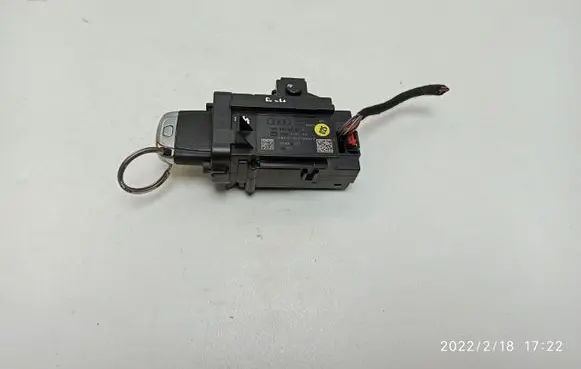 Audi A4 S4 B8 8K Ignition lock 8K0909131C