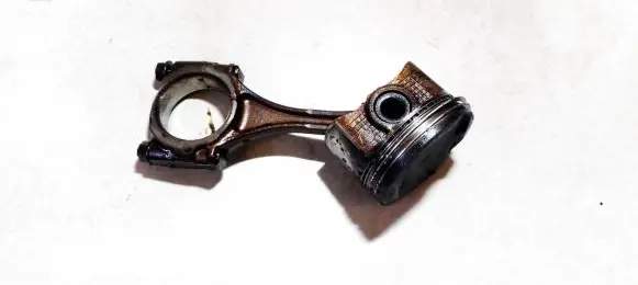 Piston with connecting rod