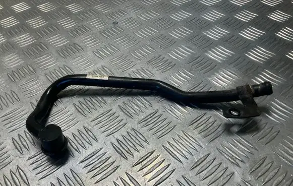 Volkswagen Golf VII Engine coolant pipe/hose 04L121065AJ