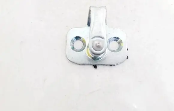 Chevrolet Captiva Front door lock loop/hook striker 15825600