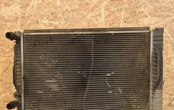 Audi A6 S6 C5 4B Coolant radiator