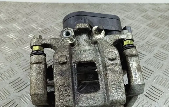 KIA EV6 Rear brake caliper T158247700