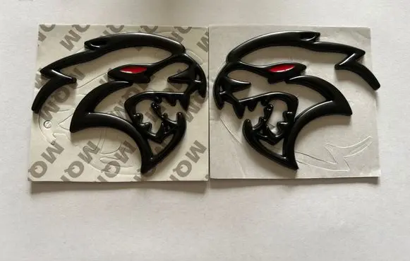 Dodge Challenger Fender model badge letters