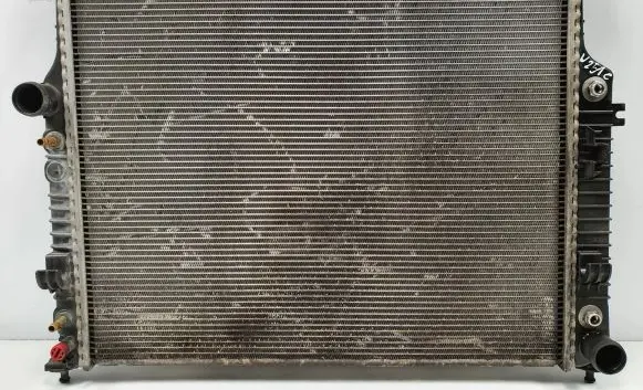 Mercedes-Benz R W251 Coolant radiator A2515000003