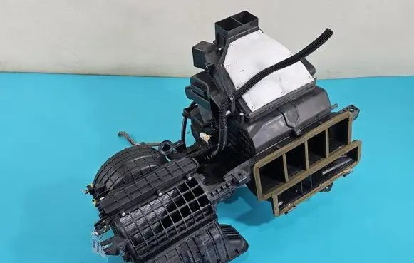 Interior heater climate box assembly