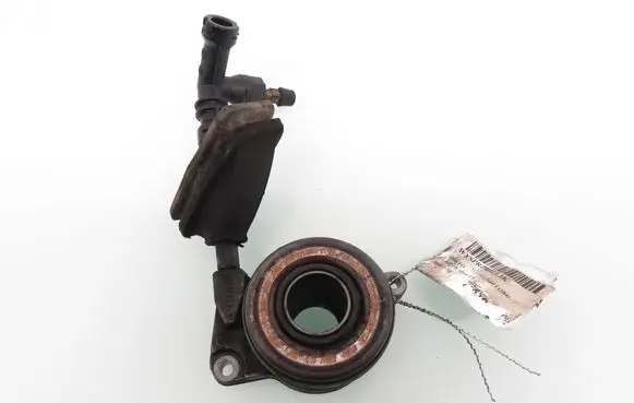 Volvo S60 Clutch release bearing slave cylinder 8667661