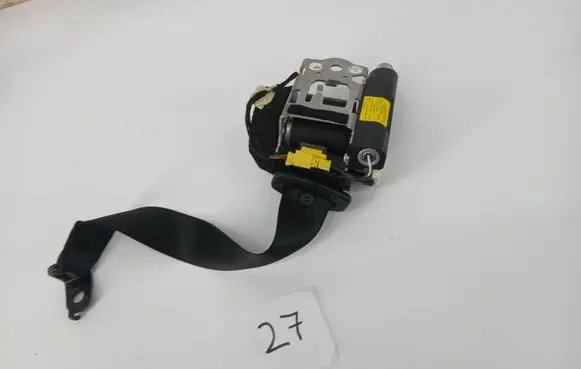Mercedes-Benz CLS C218 X218 Rear seatbelt A2188600285